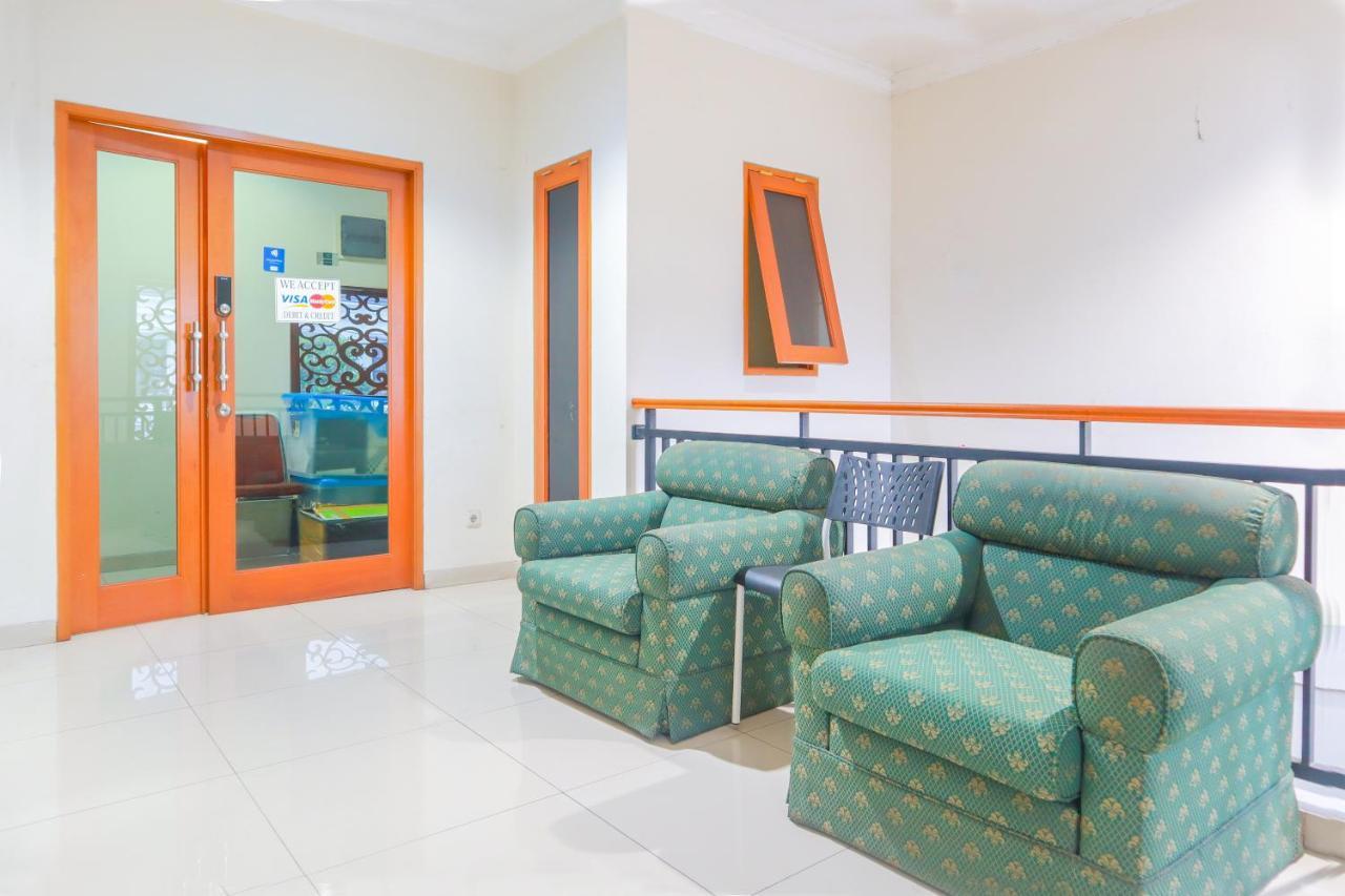 Oyo 2196 Ss Homes Jakarta Exterior foto
