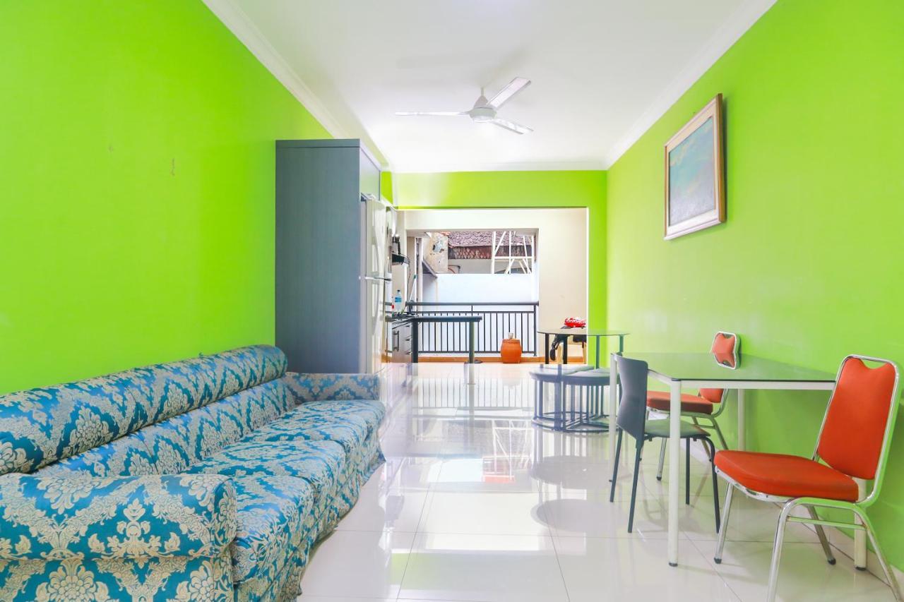 Oyo 2196 Ss Homes Jakarta Exterior foto