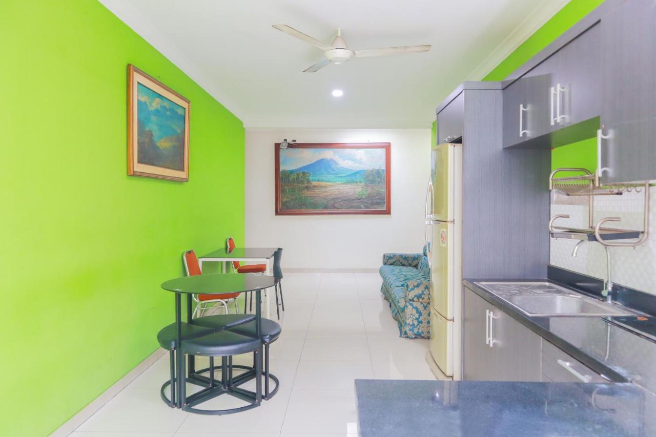 Oyo 2196 Ss Homes Jakarta Exterior foto